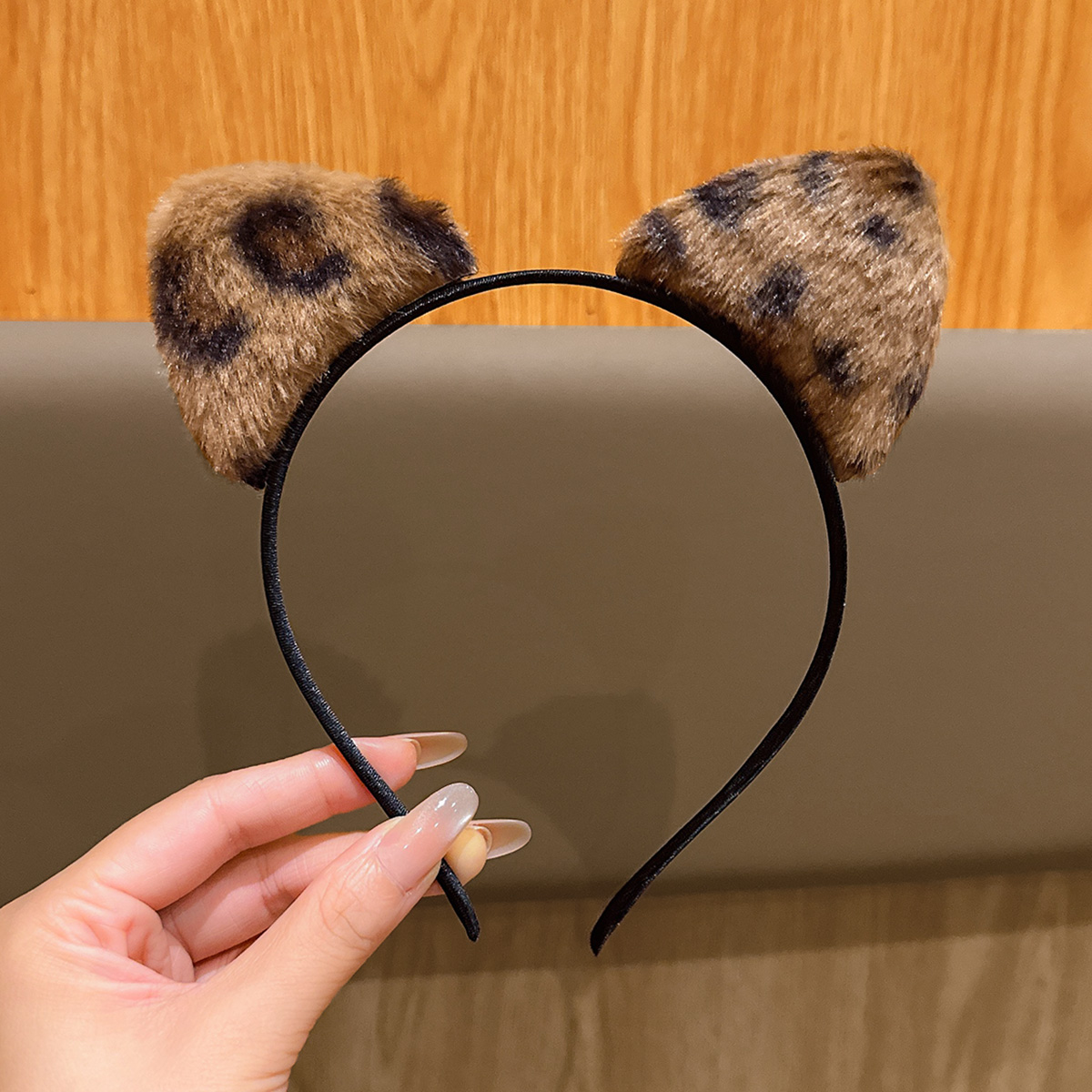 Reindeer Antlers Headband - 猫耳（猫耳型の蒸しパン）ヒョウ柄のかわいい多用途ぬいぐるみヘアバンド、毎日のヘアアクセサリーに最適です。