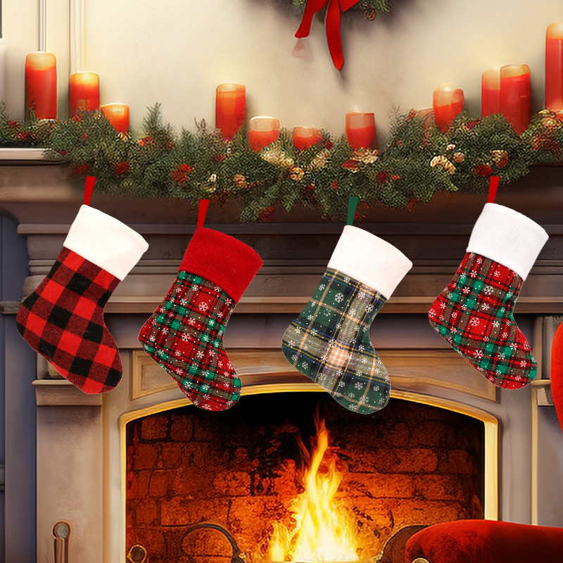 クリスマスストッキング型ギフトバッグホルダー10個入り。クリ - Christmas Stocking Hanging のレビューと価格