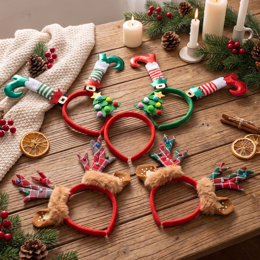 クリスマスデザインの角型ヘアバンド 1個入り。子供向けのユニ - Reindeer Antlers Headband のレビューと価格