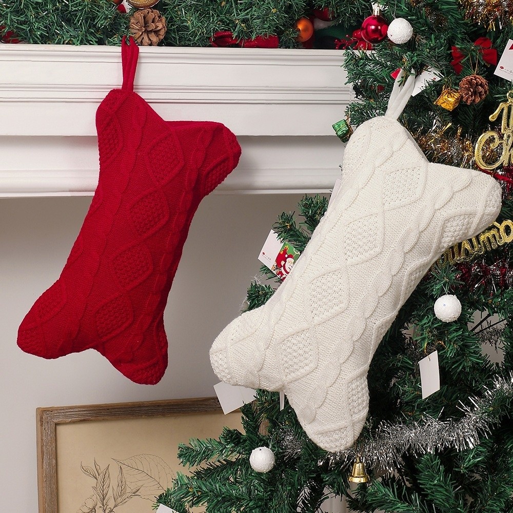かわいらしいケーブル編みのクリスマスストッキング。大容量で、 - Christmas Stocking Hanging のレビューと価格